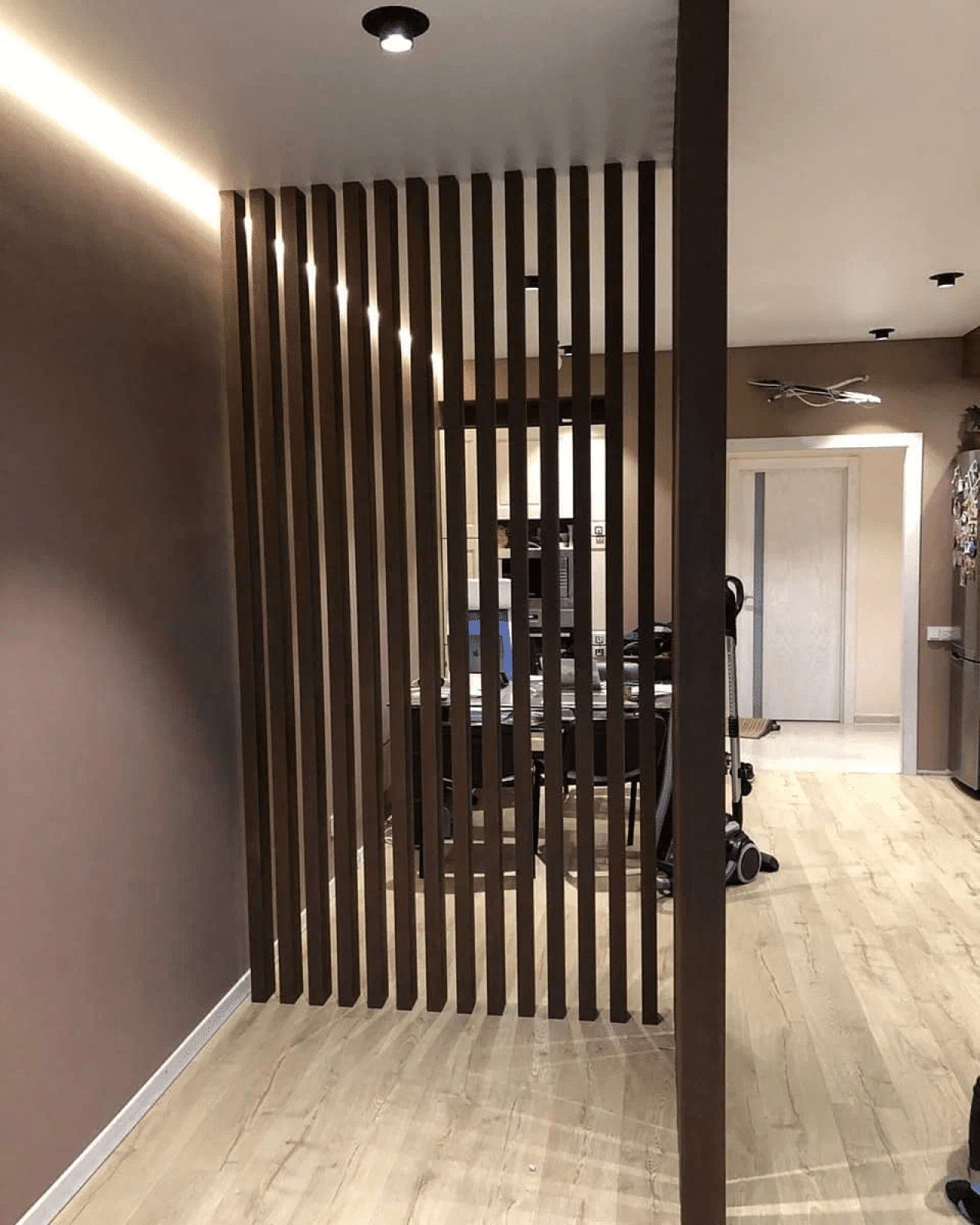 Г-образная перегородка для зонирования из Бука 50х100мм