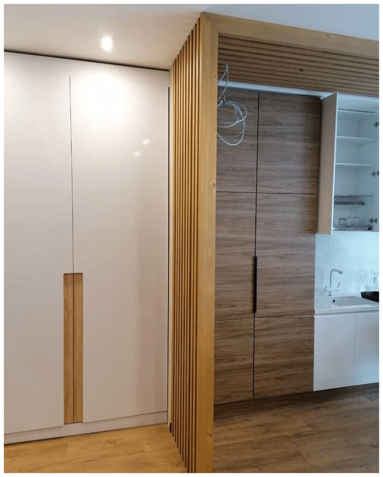 Г-образная перегородка для зонирования из Сосны 40х100мм