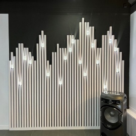 Рейка из массива Сосны 40х40х3000мм для декора стен, цвет F349, с механизмом скрытого монтажа. До...