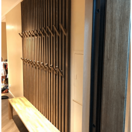 Рейка из массива Сосны 40х40х3000мм для декора стен, цвет 5074, с механизмом скрытого монтажа. До...