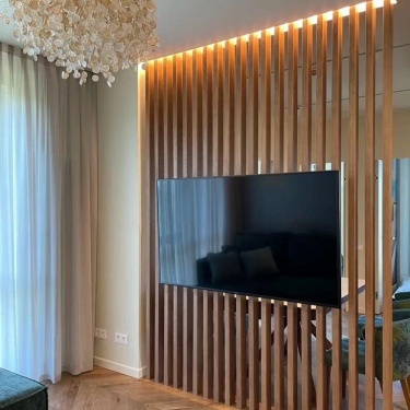 Сечение 40х60х3000мм.
Материал МДФ в шпоне "Дуб".
Механизм скрытого монтажа.
Индивидуальный подбор цвета.
