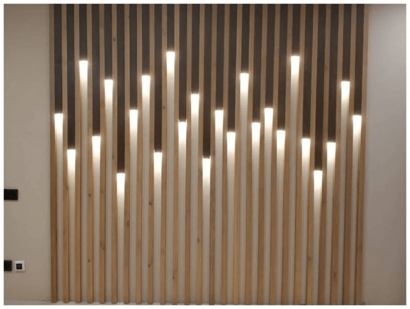 Рейки на стену с точечными светильниками из Сосны 40х40мм